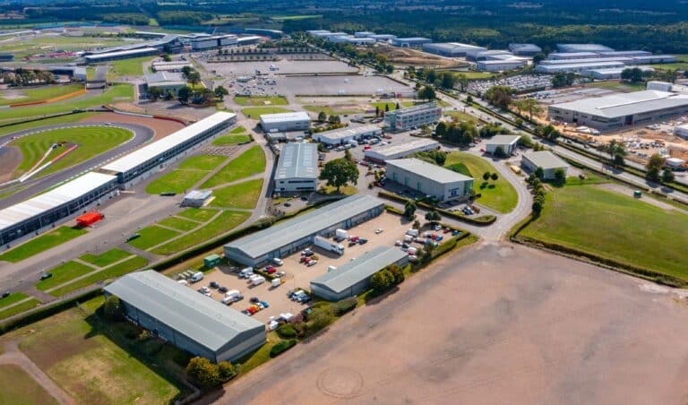 Aerial Silverstone Park Luffield back to Wing