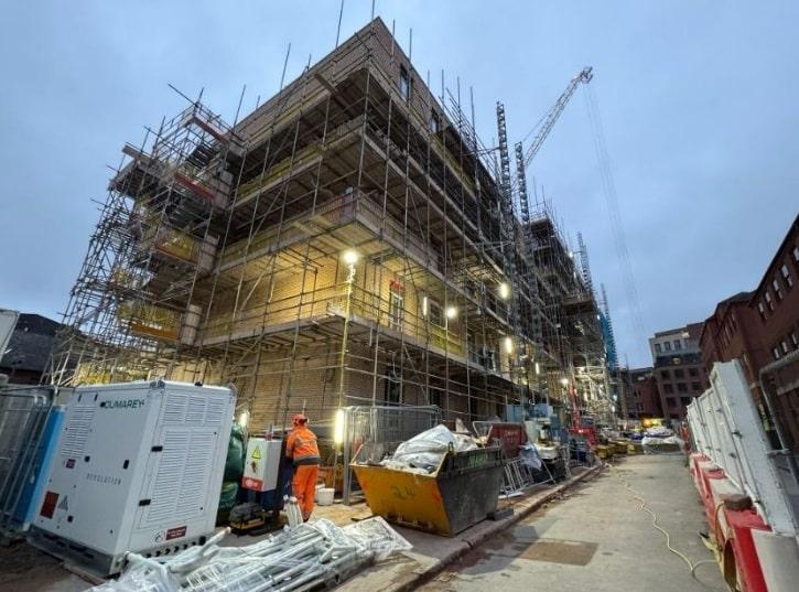 Powering Two Tower Cranes From a 32A Mains Supply – No diesel Generator Required